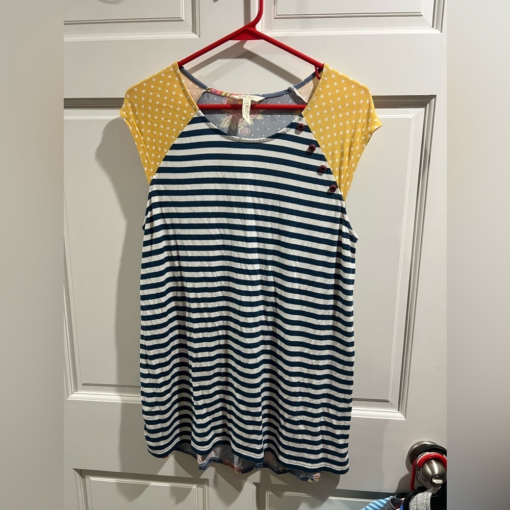 Matilda Jane Team Captain Tee Size Large